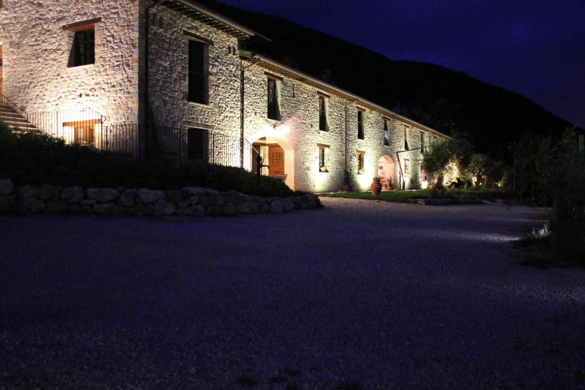 Villa Le Mandrie Di San Paolo à Assise Extérieur photo