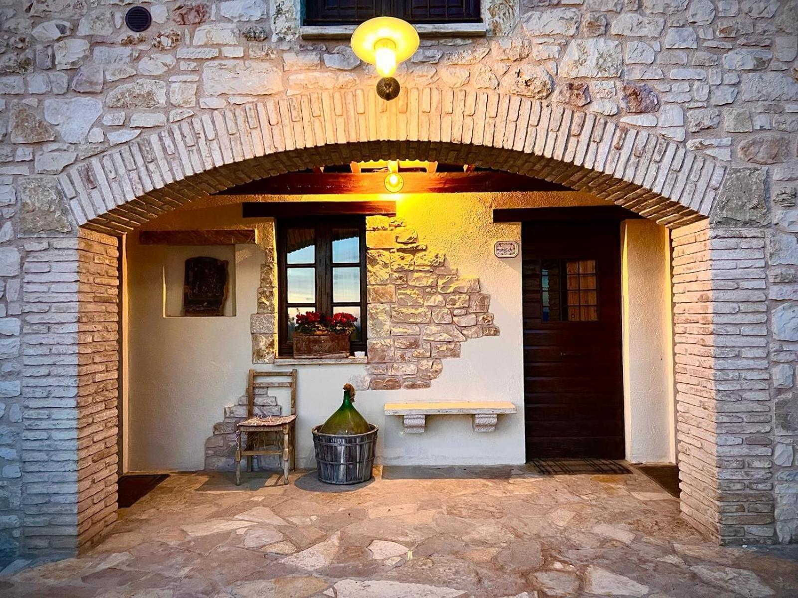 Villa Le Mandrie Di San Paolo à Assise Extérieur photo