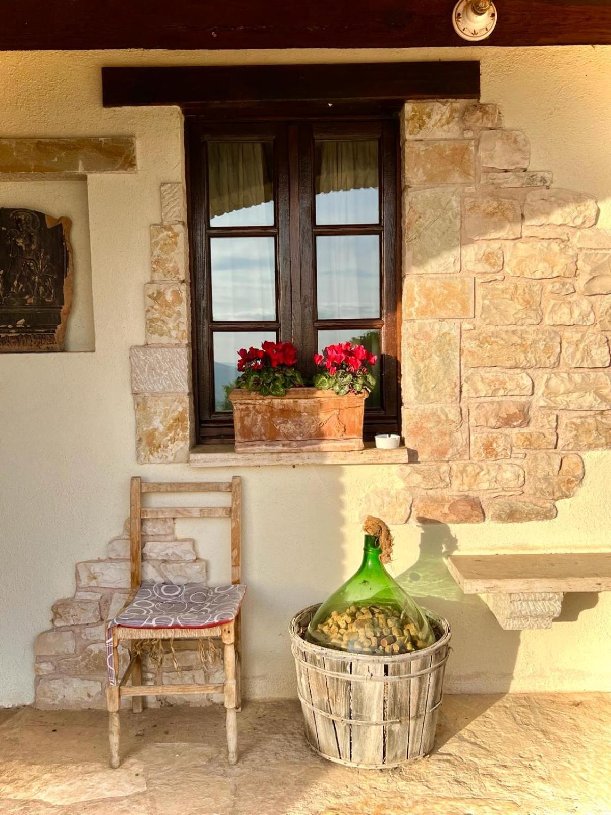 Villa Le Mandrie Di San Paolo à Assise Extérieur photo