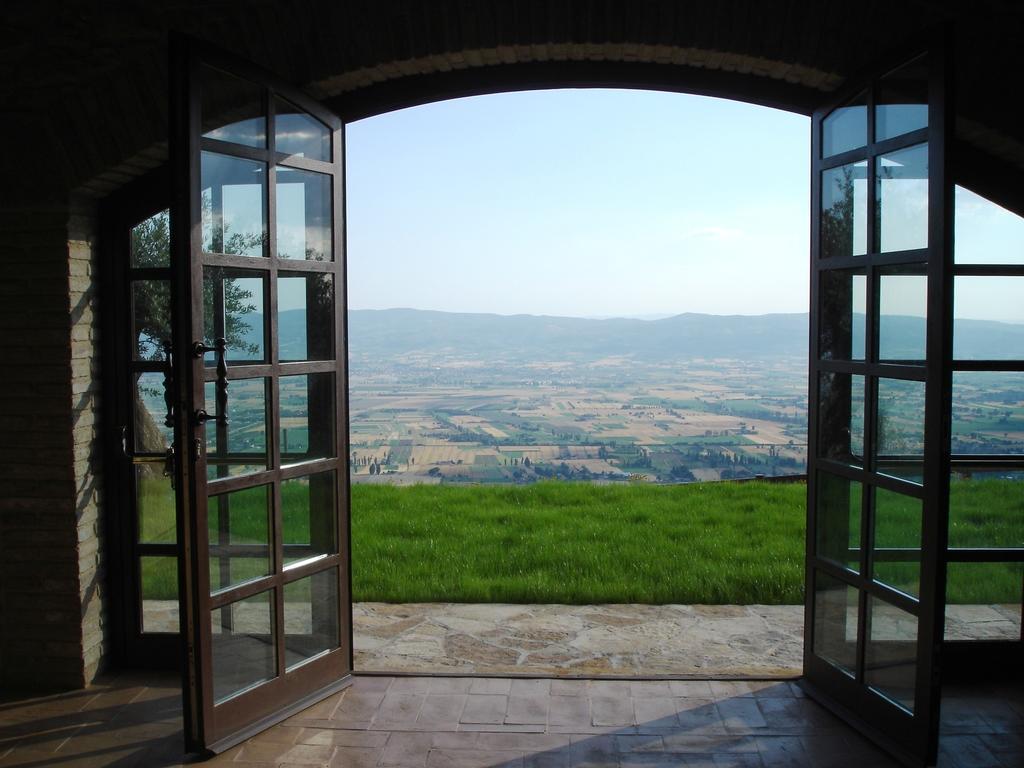 Villa Le Mandrie Di San Paolo à Assise Extérieur photo